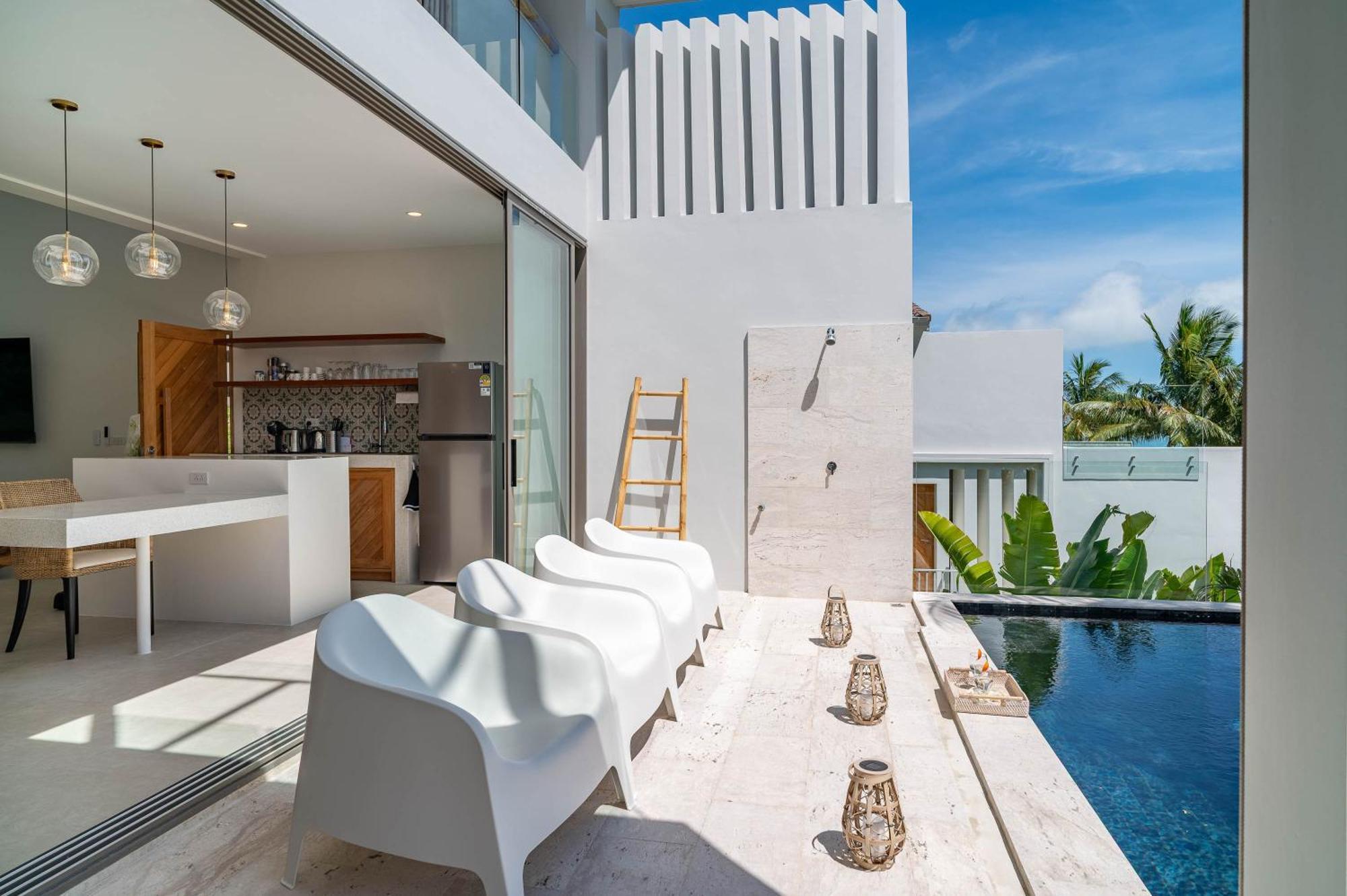 Villa 2br Tropical Elisa Sea View, Pool & Garden *