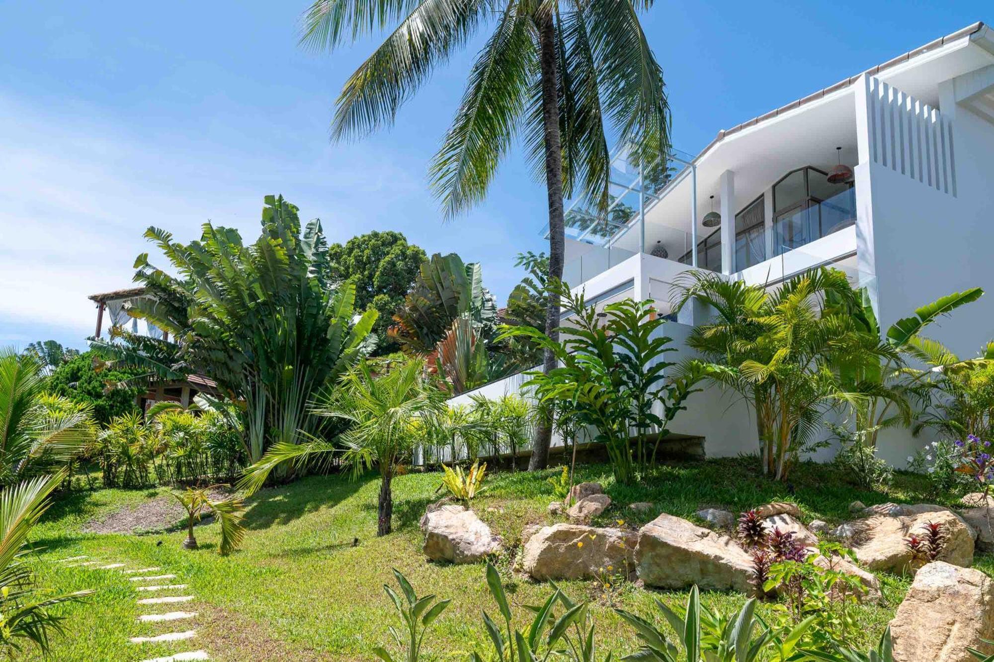 Villa 2br Tropical Elisa Sea View, Pool & Garden Ban Bang Po