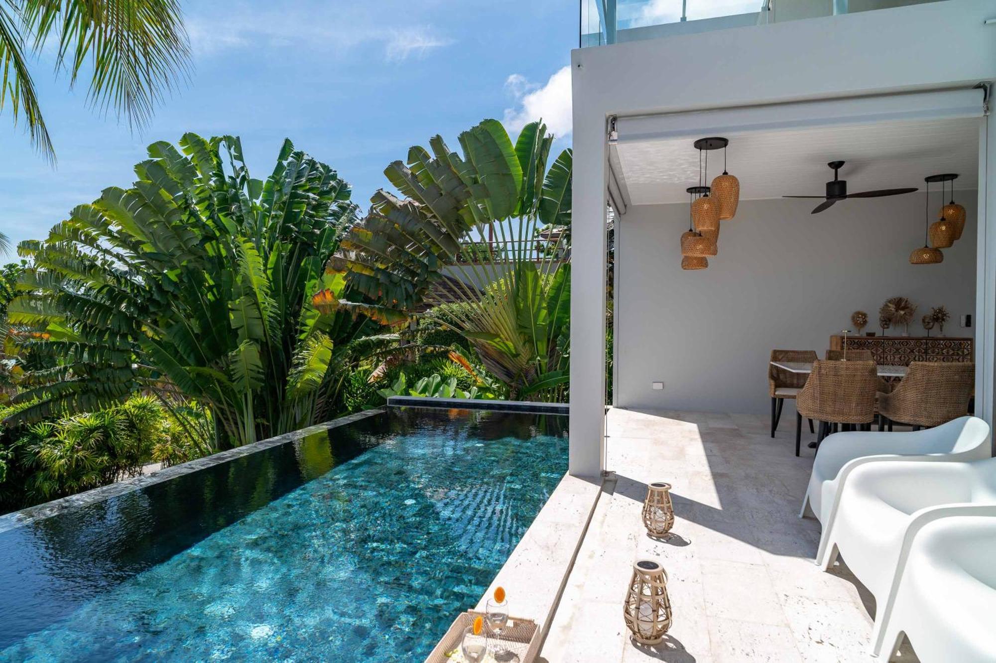 Villa 2br Tropical Elisa Sea View, Pool & Garden